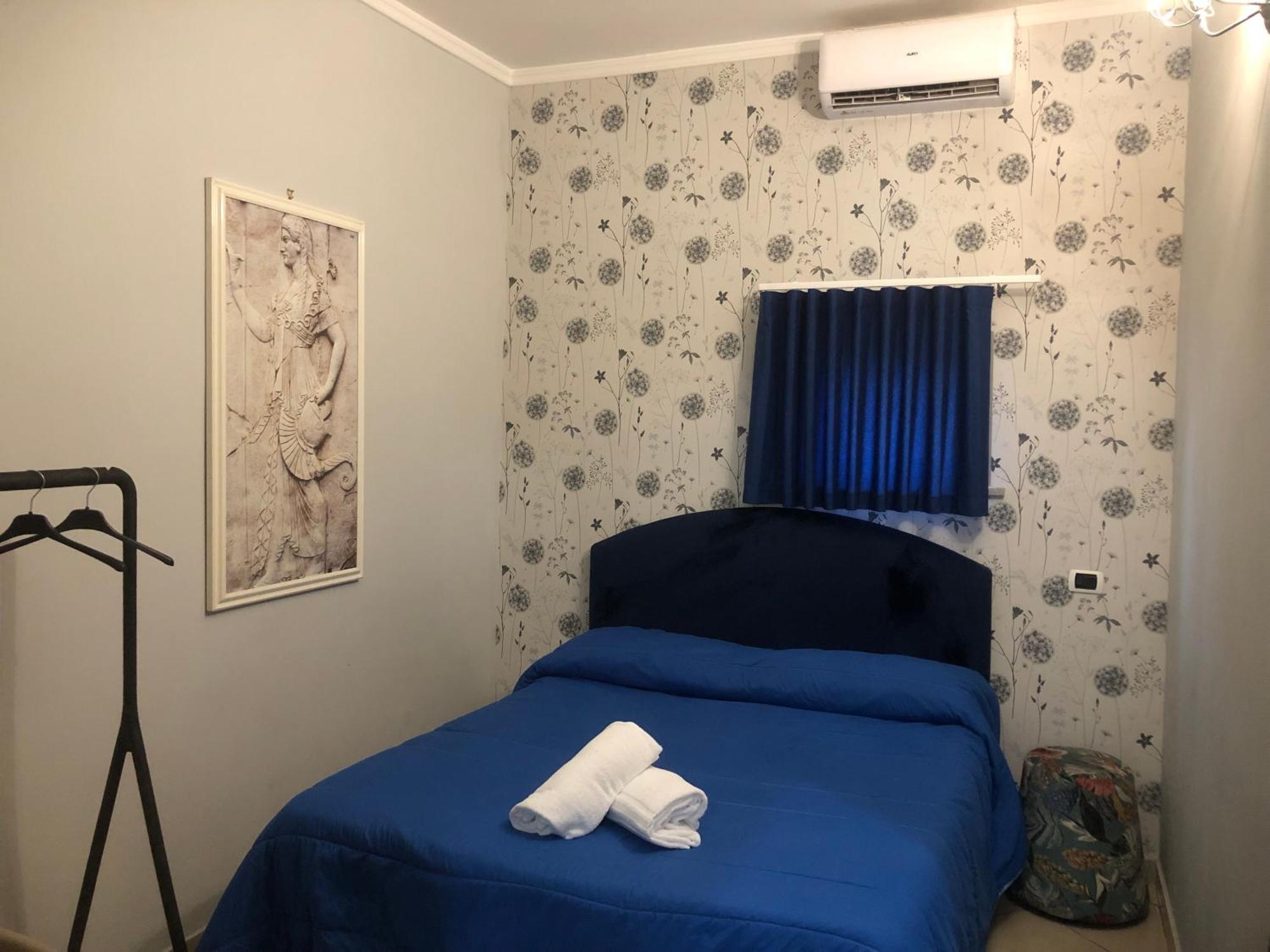Hotel Serena نابولي المظهر الخارجي الصورة