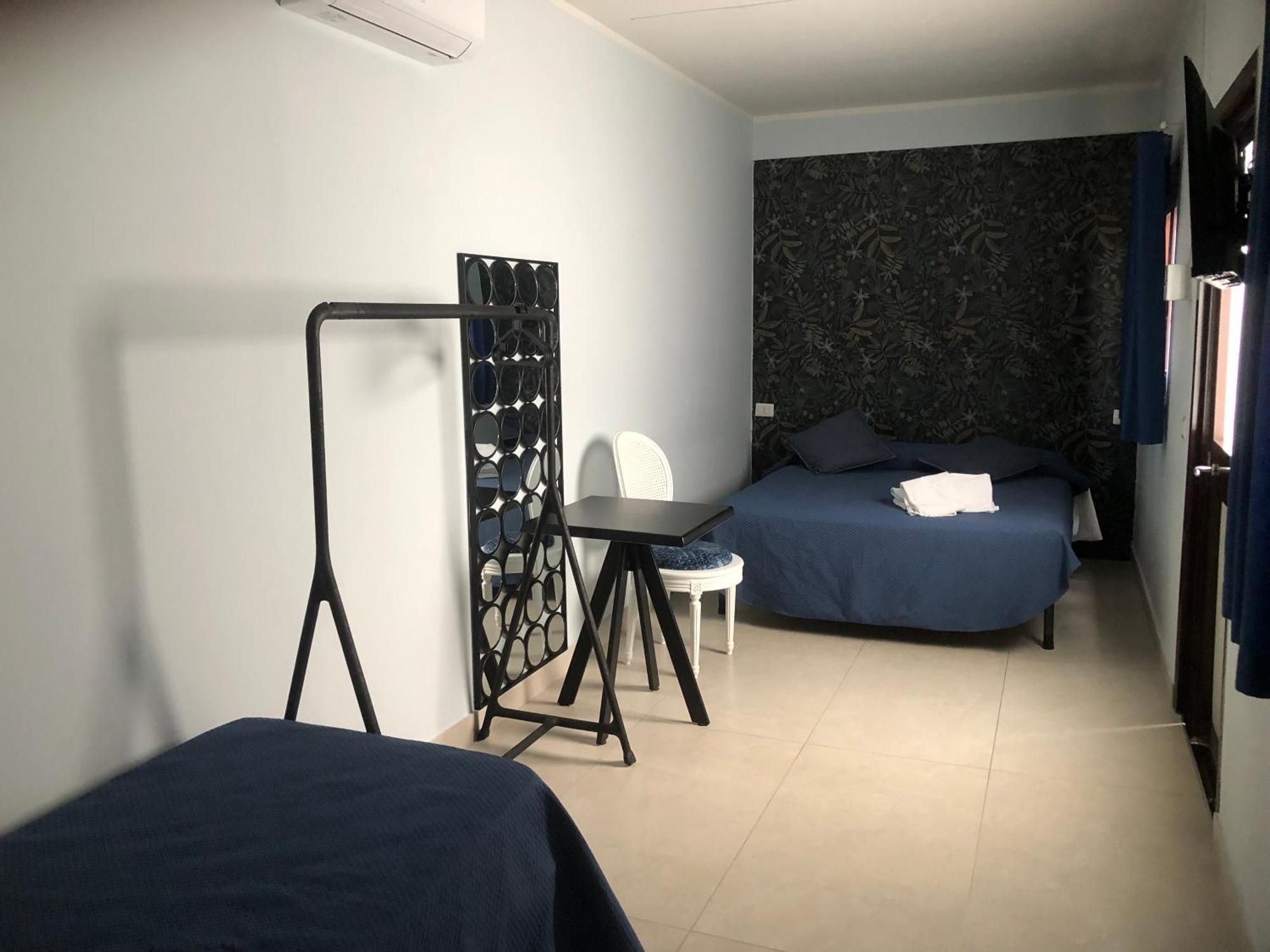Hotel Serena نابولي المظهر الخارجي الصورة